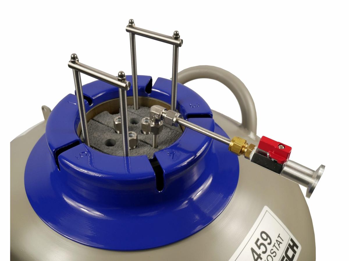 Cryostat Model 459