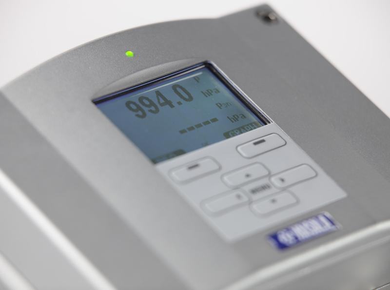 Barometric Pressure Transfer Standard PTB330TS