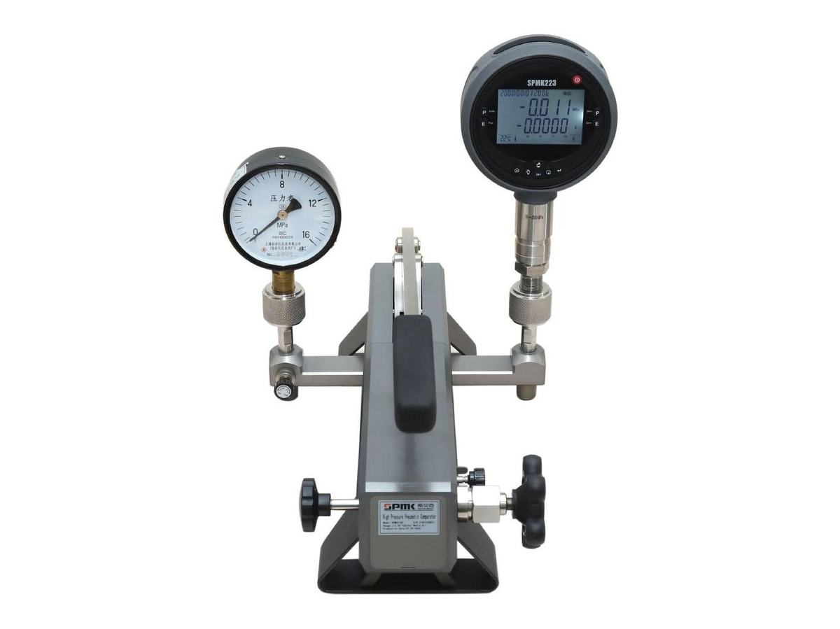 SPMK213E Pneumatic Pressure Pump 70bar ((-0.95-70)bar Air Media 5.5kg)