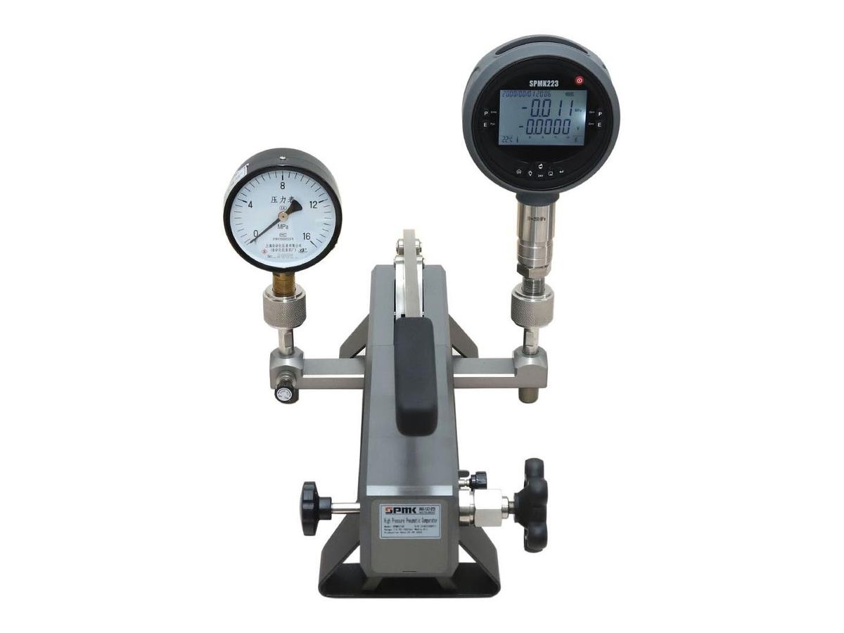 SPMK214E Pneumatic Pressure Pump 200bar ((-0.95-200)bar Air Media 6.5kg)
