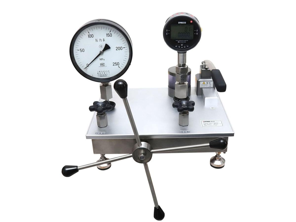 SPMK214K Ultra-high Pressure Test Pump (SPMK214K Oil)