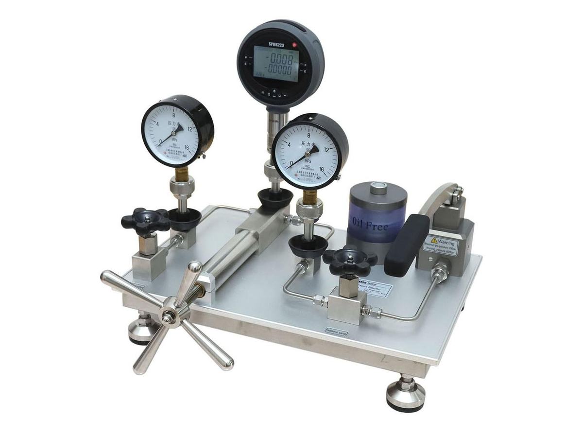 SPMK990Y Oil media Pressure Comparator (SPMK990Y Oil 600bar)